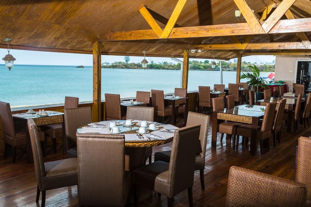 Starfish Tobago Hotel Black Rock Exterior foto